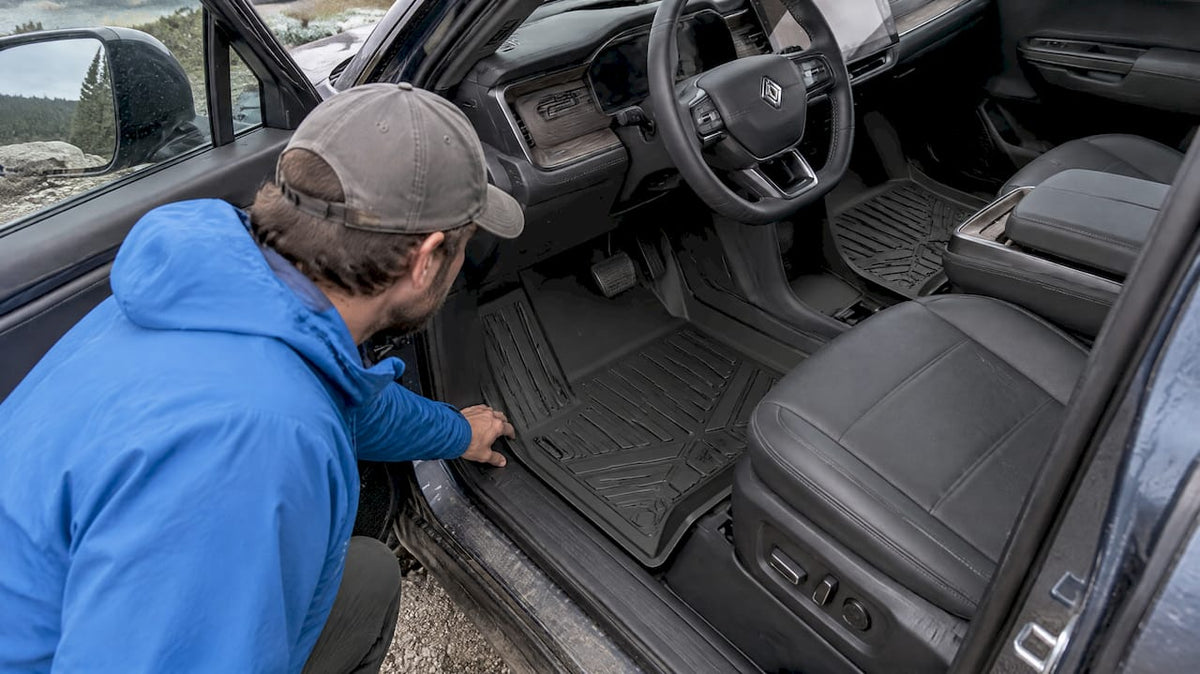 SMARTLINER fitted in Rivian R1S footwell