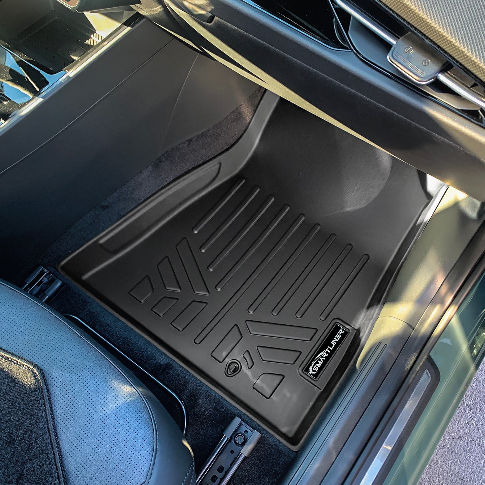 SMARTLINER Custom Fit Floor Liners For 2023-2024 Kia Niro Hybrid (Does NOT fit PHEV Models)(With Dual Cargo Tray)