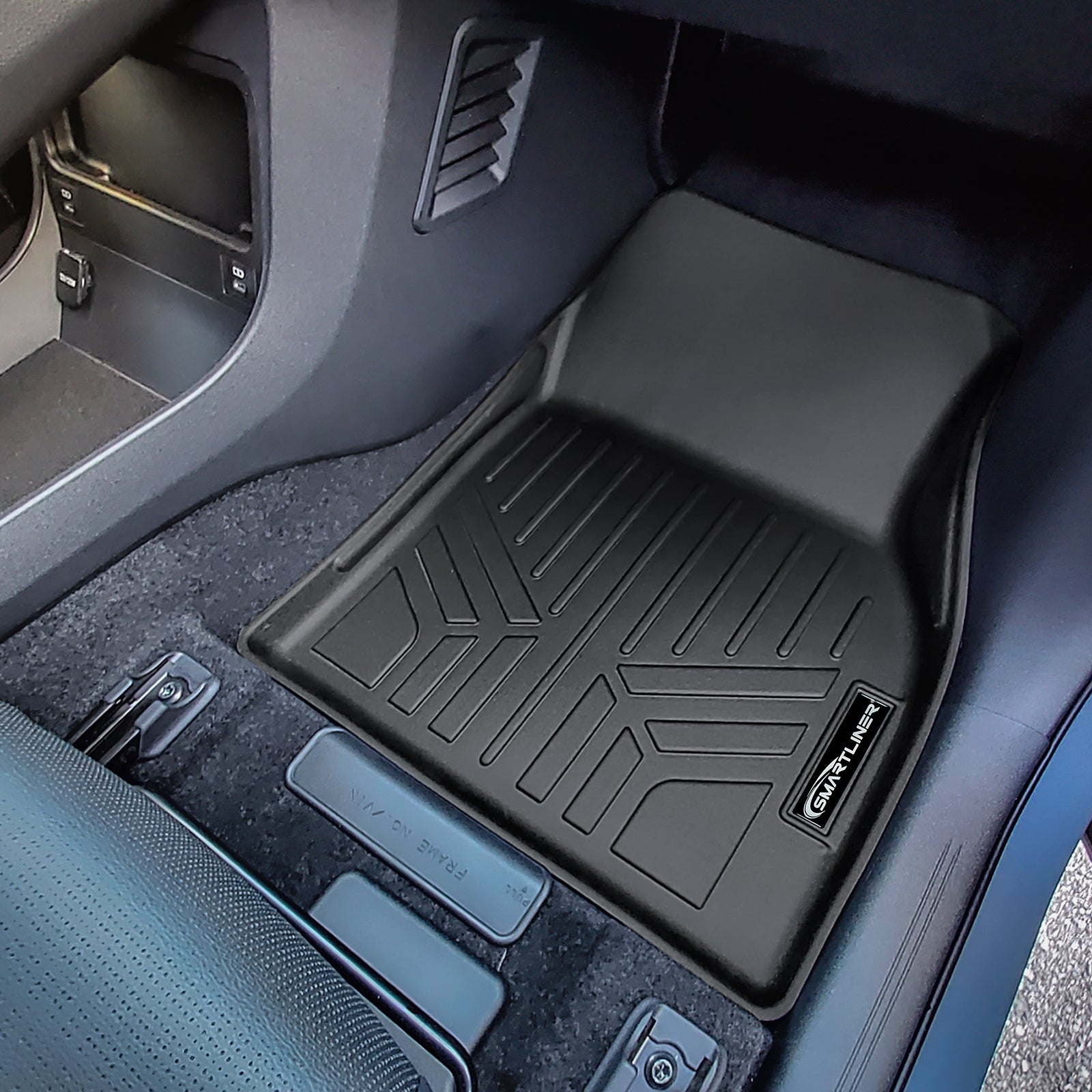 SMARTLINER Custom Fit Floor Liners For 2023-2024 Subaru Solterra EV