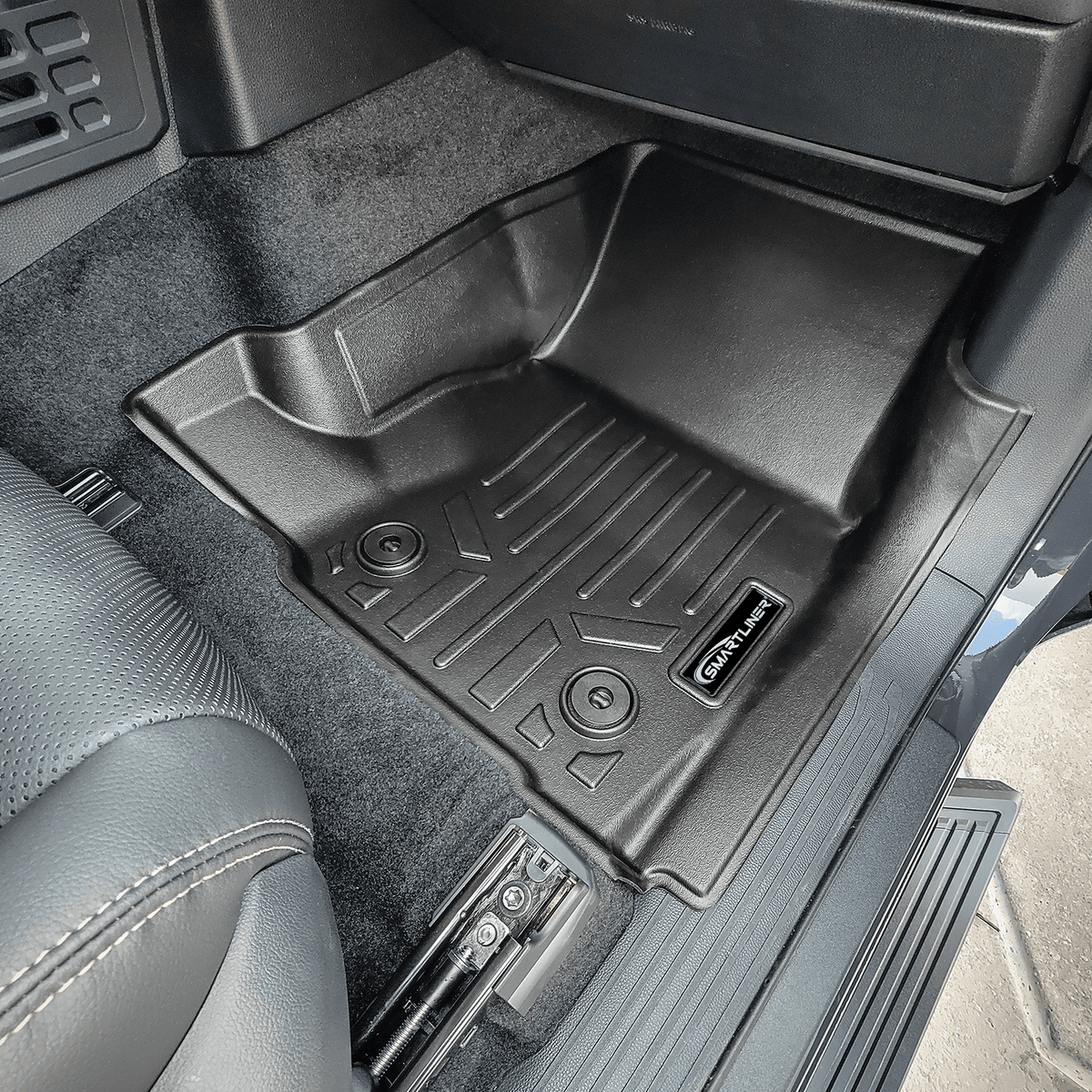 Smartliner USA Custom Fit Floor Mat Liners SMARTLINER All Weather Custom Fit Floor Liner Compatible With 2024-2025 Toyota Tacoma Double Cab (Only Fits with 2nd Row Under Seat Storage)