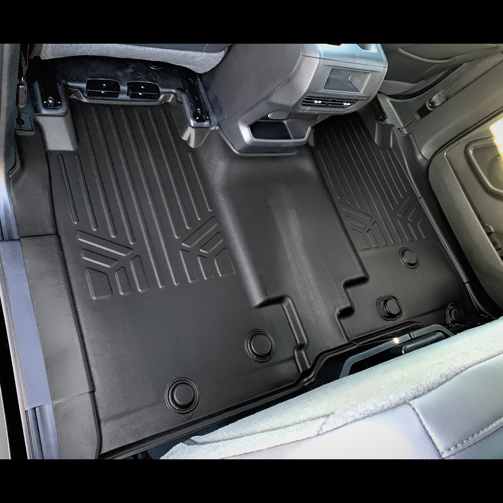 SMARTLINER Custom Fit Floor Mat Liner Set Compatible With 2024-2025 Chevrolet Silverado EV