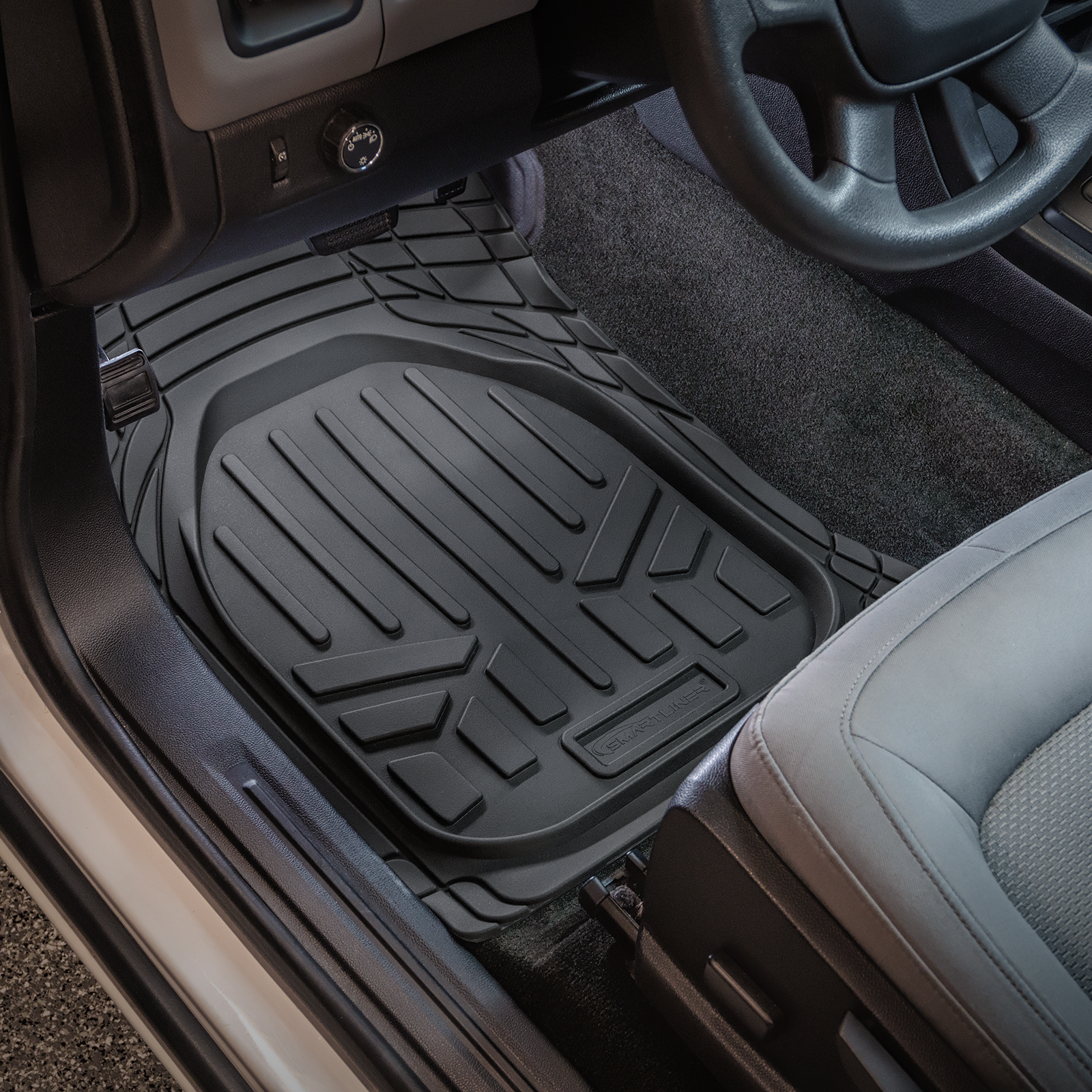 Smartliner Universal Fit Vehicle Floor Mat Liner